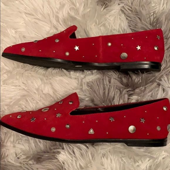 {BCBGeneration} Red Studded Pointy Flats Size 9 - Picture 3 of 8